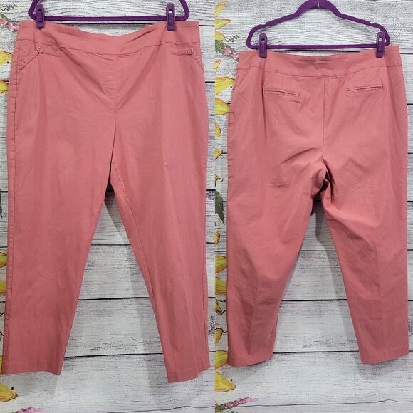 C. Est. 1946 Pink Tank with Crochet overlay & Matching Pants Size See Desc. - Picture 7 of 8